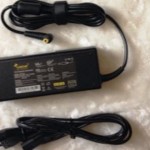 ULL-Netzteil Duo von LEICKE