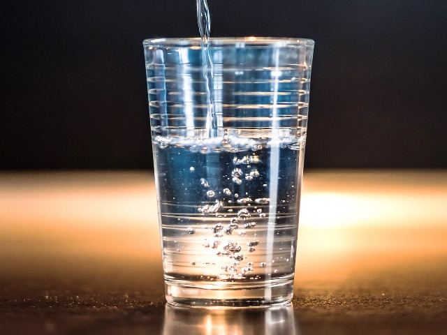 Basisches Aktivwasser, Quelle: pixabay