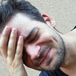 Clusterkopfschmerzen: Symptome und Behandlung…