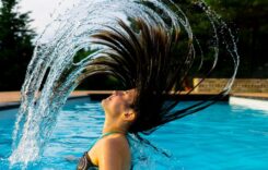 Die richtige Haarpflege im Sommer
